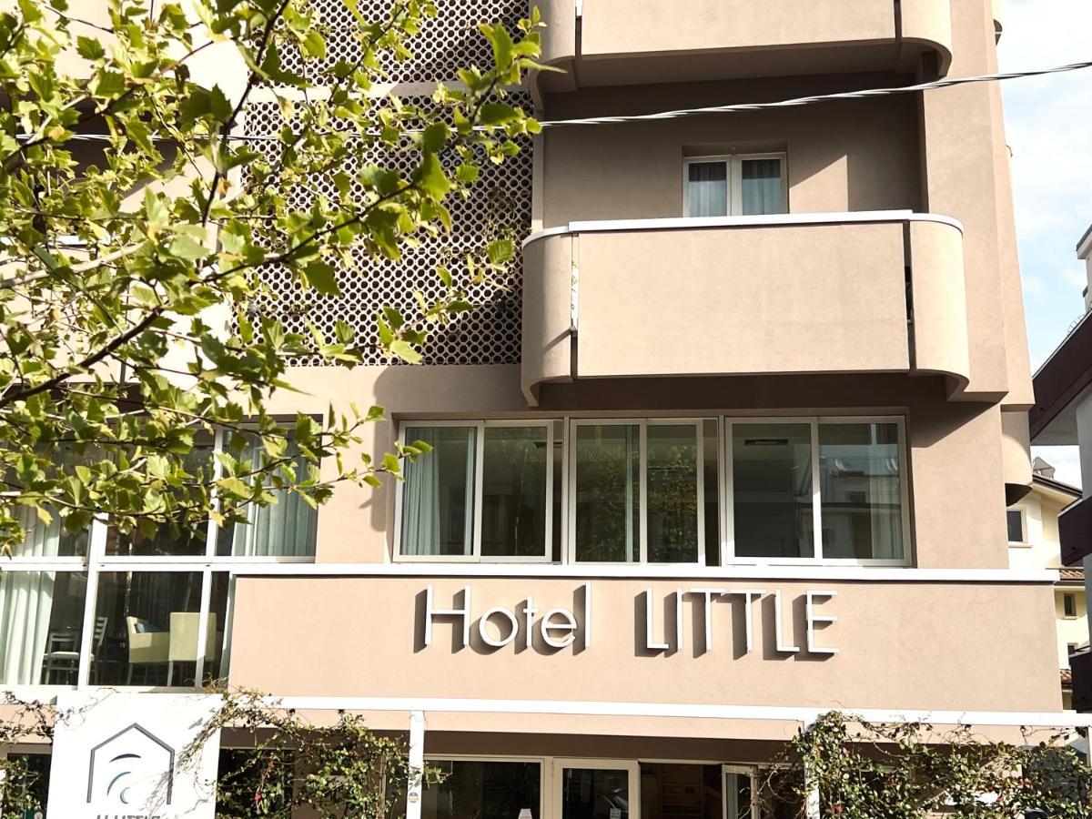 Hotel Little リミニ エクステリア 写真