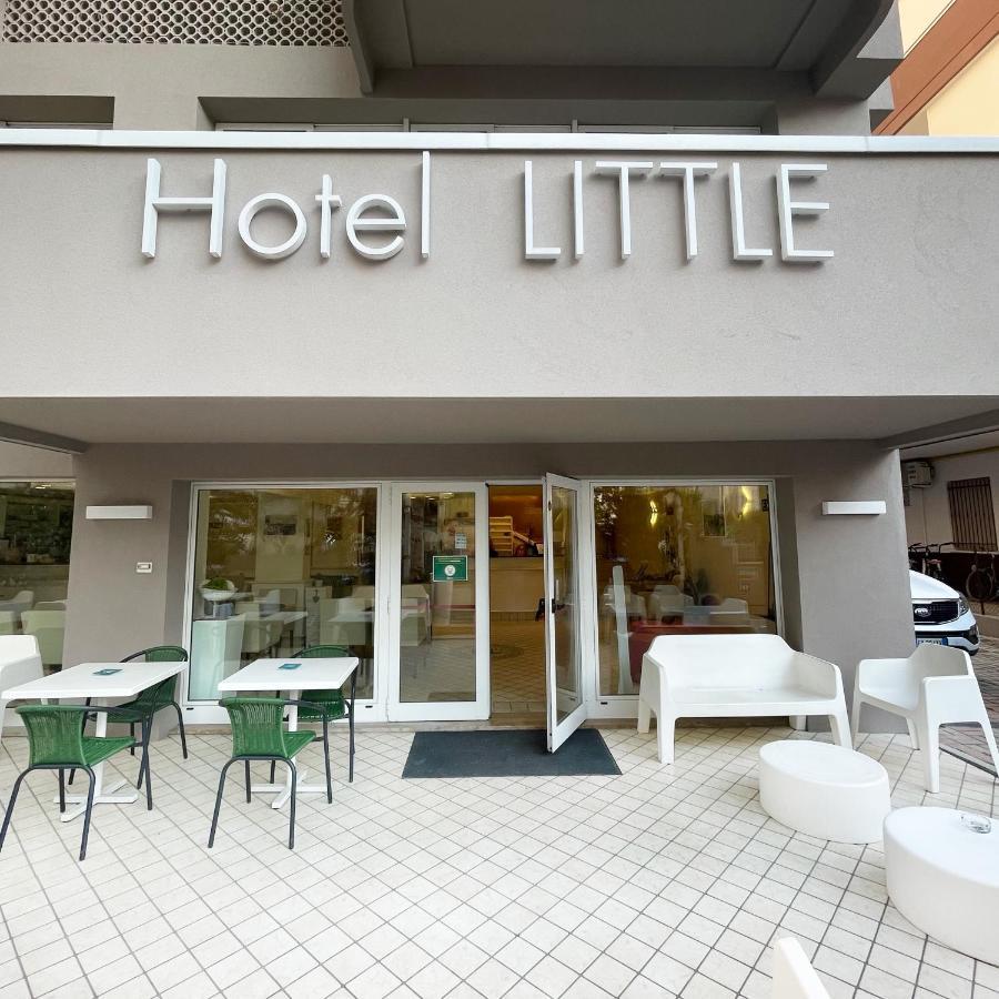 Hotel Little リミニ エクステリア 写真